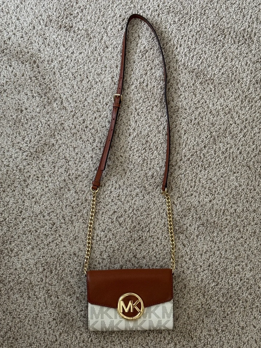 Michael Kors Small Monogram Wallet on Chain Crossbody in Vanilla/Acorn NWOT